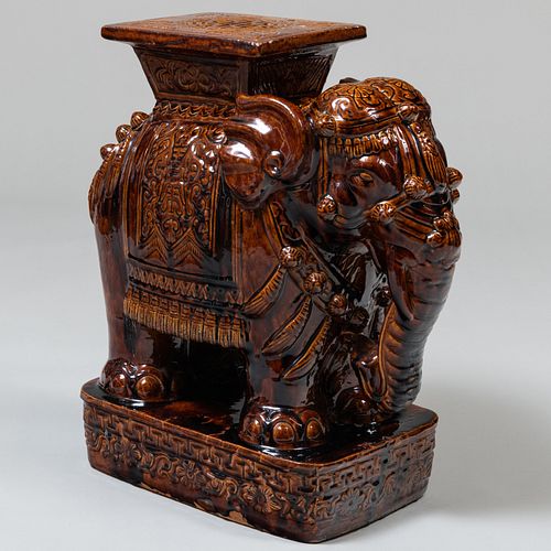 CHINESE BROWN GLAZED ELEPHANT FORM 2e41ea