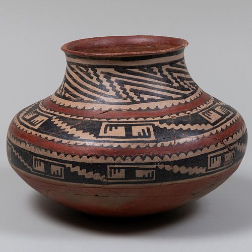 NATIVE AMERICAN PAINTED POTTERY 2e4404