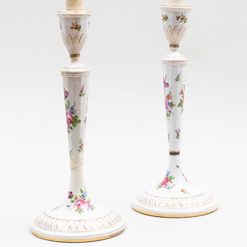 PAIR OF PORCELAIN CANDLESTICK LAMPS23