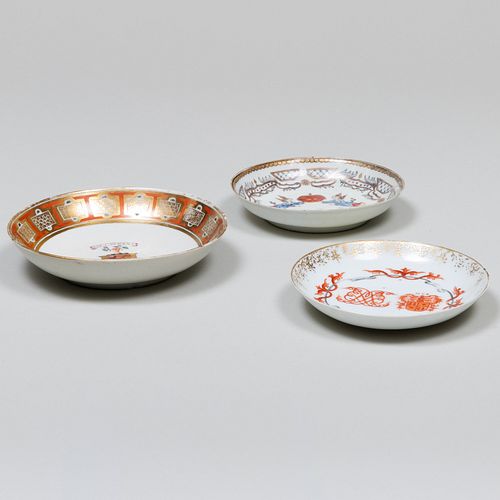 THREE CHINESE EXPORT PORCELAIN