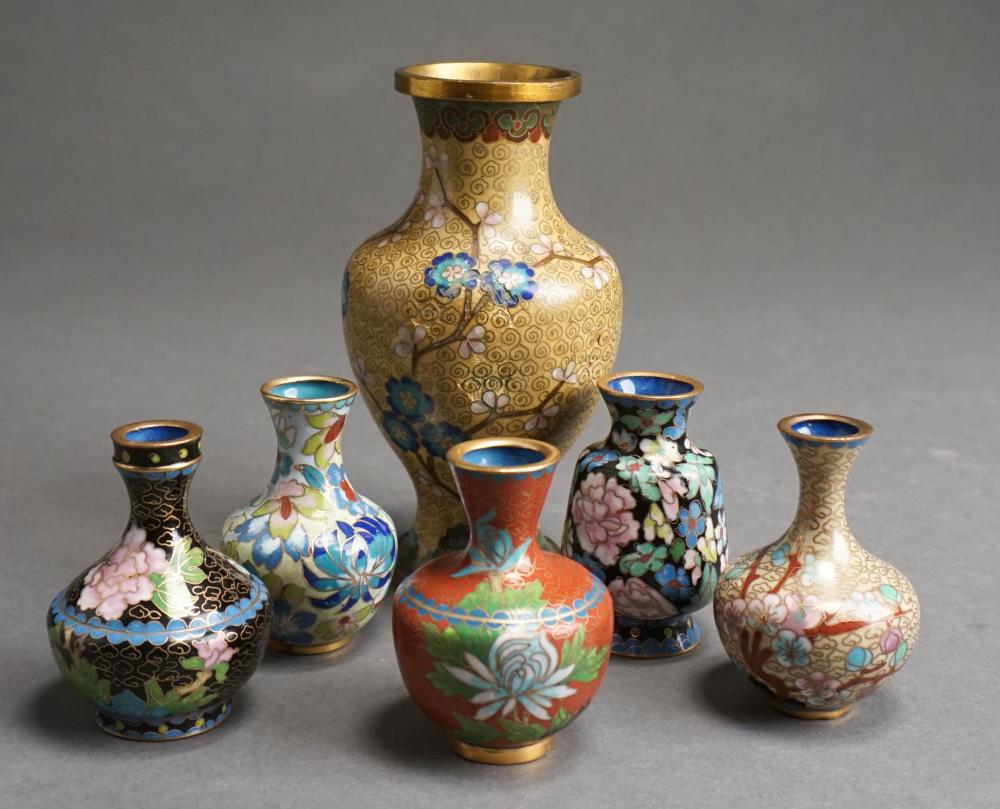 SIX CHINESE CLOISONNE ENAMEL VASES 2e4607