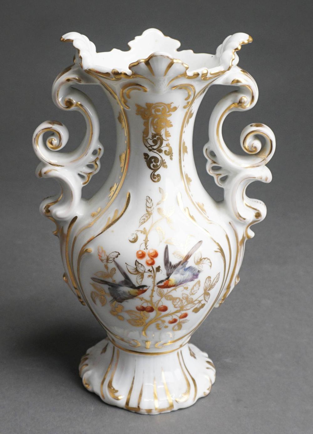 OLD PARIS PORCELAIN FLORAL GILT 2e4684