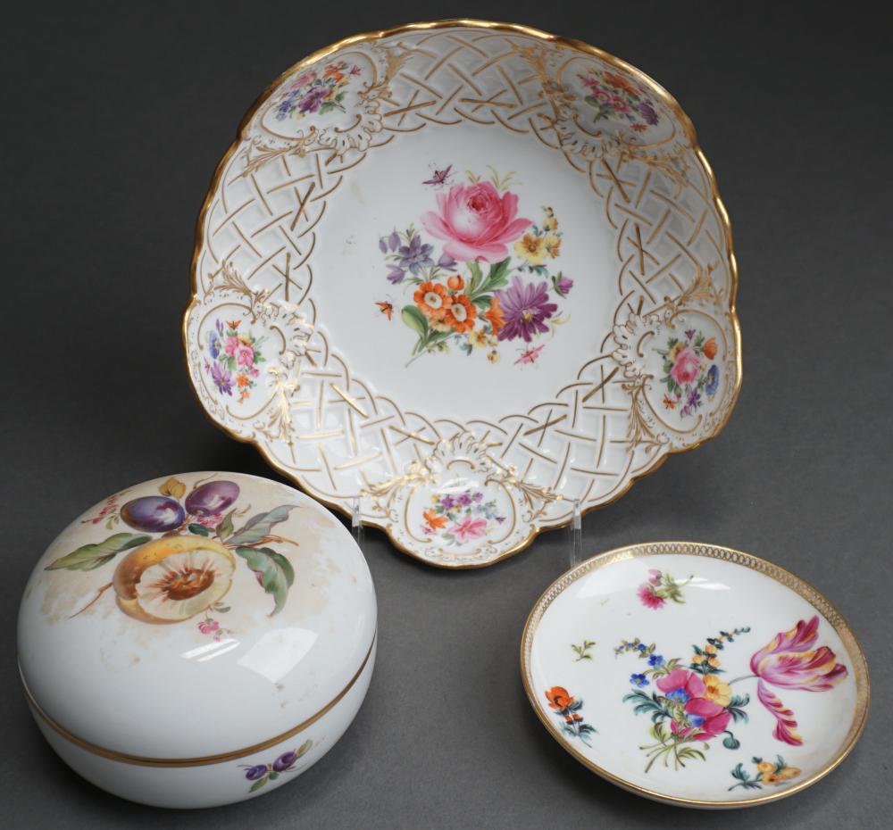 TWO MEISSEN DESSERT ARTICLES WITH