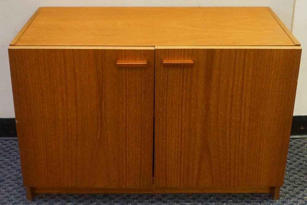 DANISH MID CENTURY MODERN TEAK 2e487e