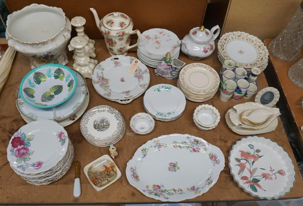 GROUP OF MOSTLY EUROPEAN PORCELAIN