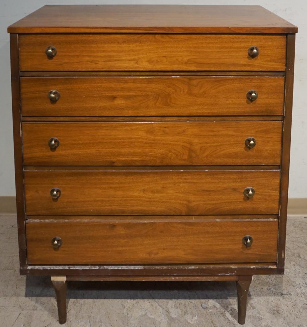 MID CENTURY WALNUT CHEST OF DRAWERS