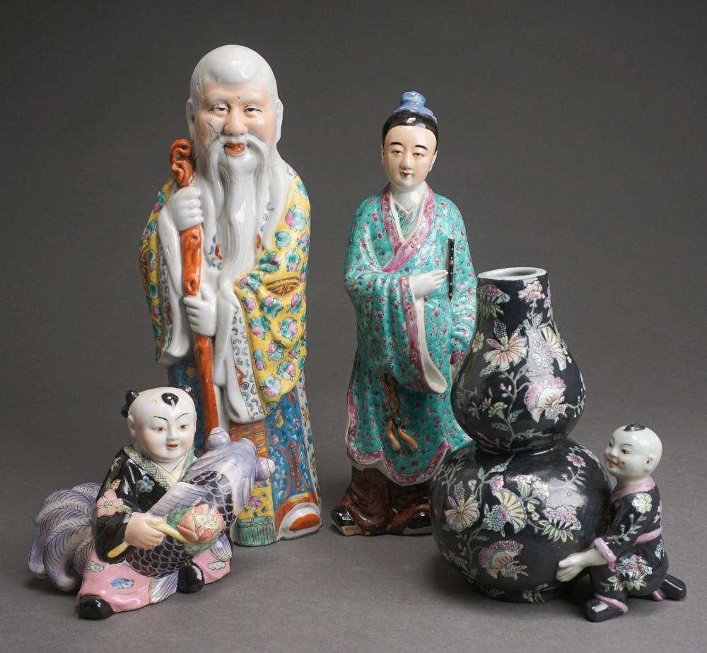 THREE CHINESE POLYCHROME DECORATED