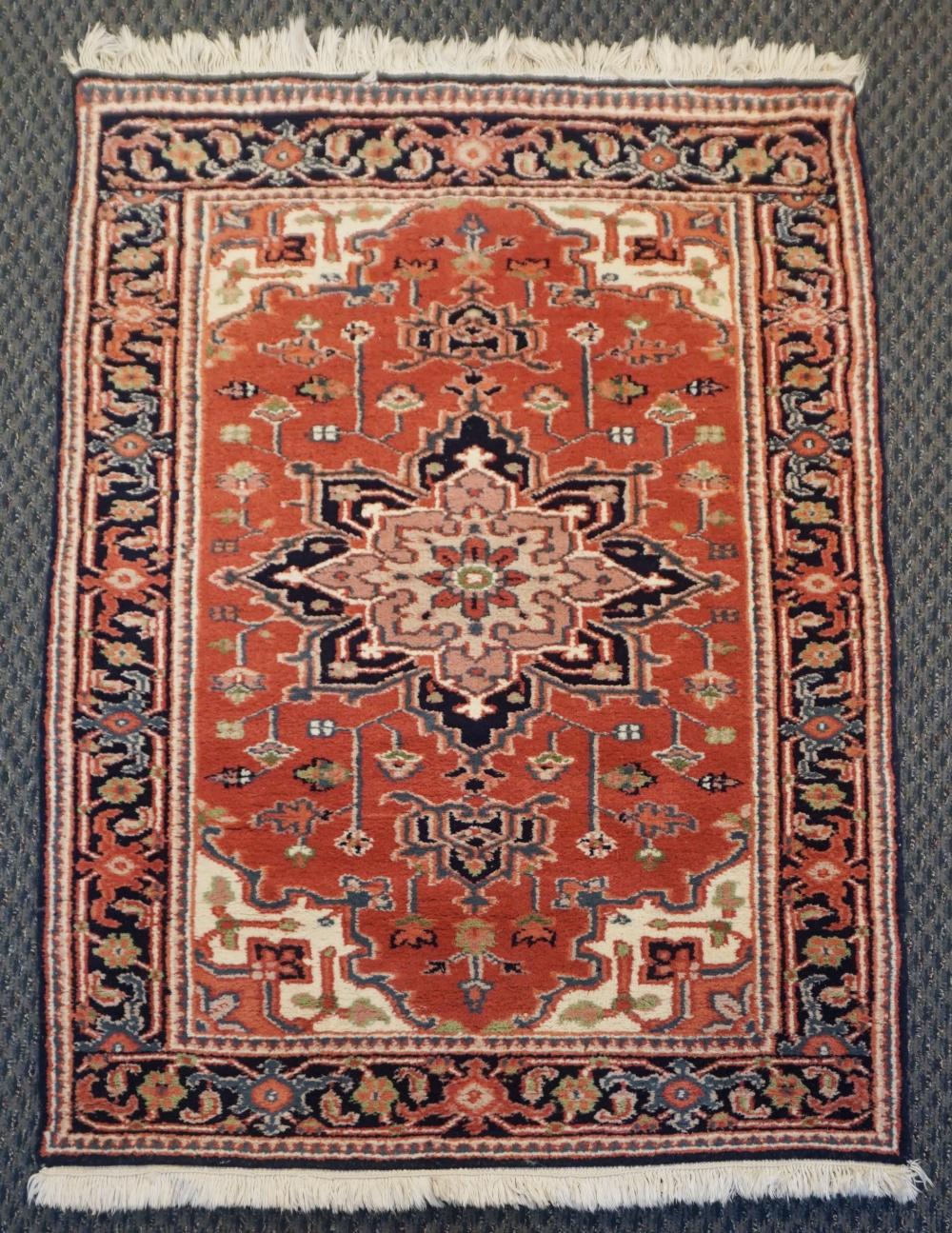 INDO-HERIZ RUG, 4 FT 10 IN X 3