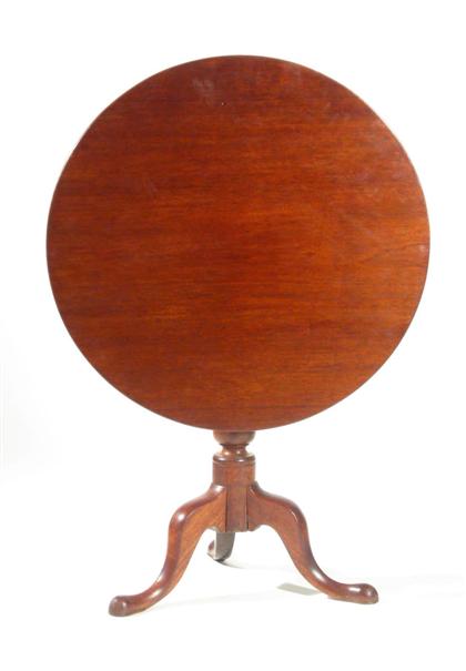 Mahogany tilt-top tea table with