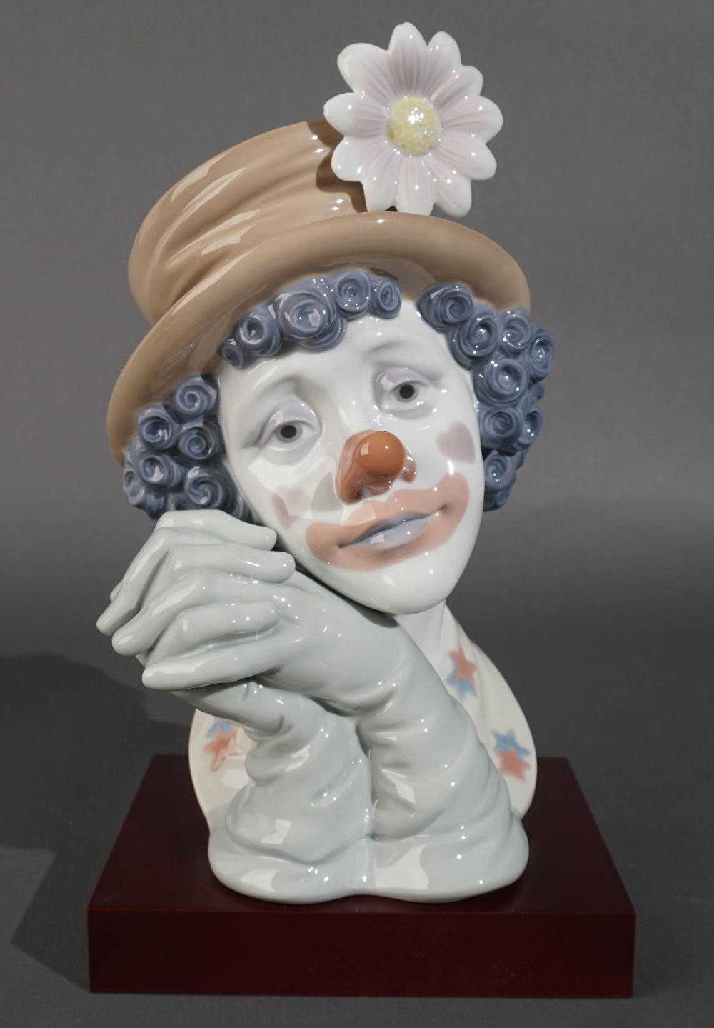 LLADRO AFTER THE MODEL BY JOSE PUCHE,