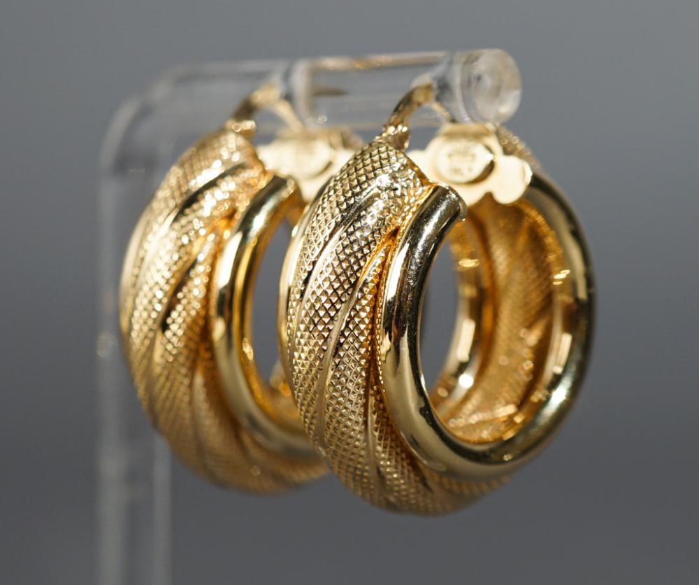 PAIR OF ITALIAN 18 KARAT YELLOW GOLD 2e7365