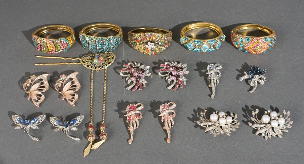 COLLECTION OF CHINESE COSTUME JEWELRYCollection 2e7395