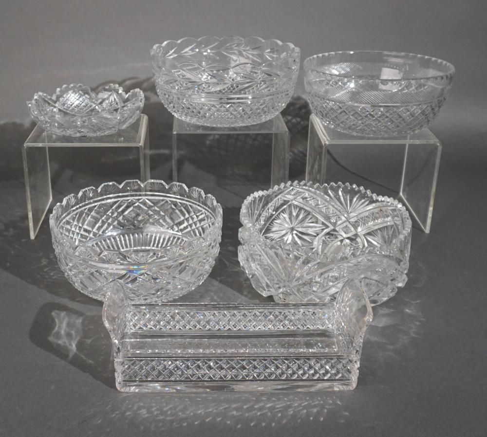 GALWAY AND OTHER CUT CRYSTAL TABLE 2e752c