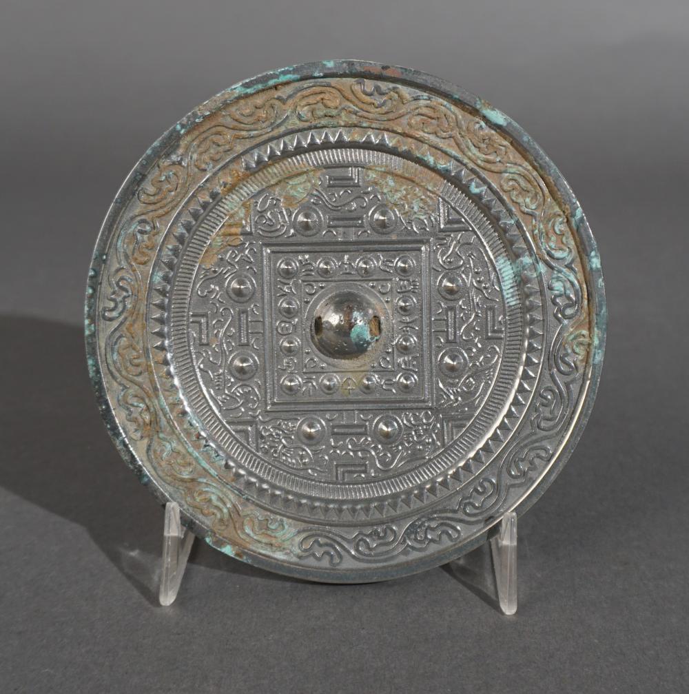 CHINESE BRONZE HAND MIRROR DIAMETER  2e7639