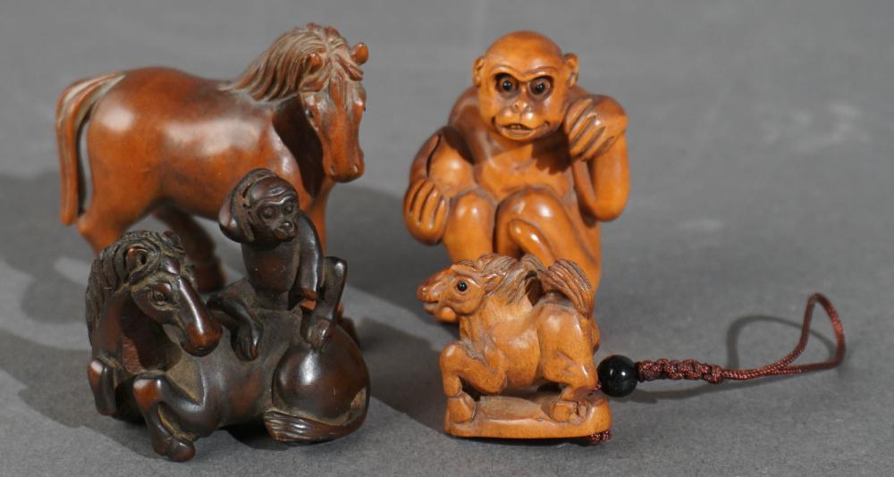 FOUR JAPANESE CARVED WOOD NETSUKE 2e764b