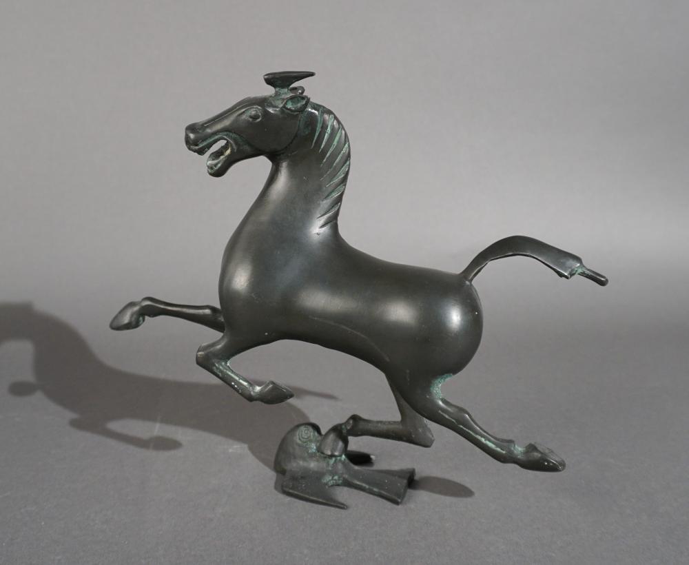 CHINESE PATINATED METAL FIGURE 2e7764