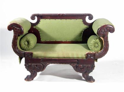 Classical carved mahogany settee 4a592