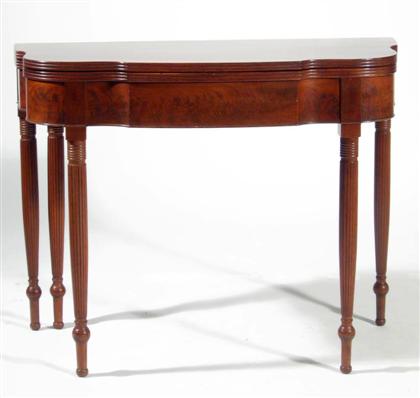 Classical mahogany card table  4a595