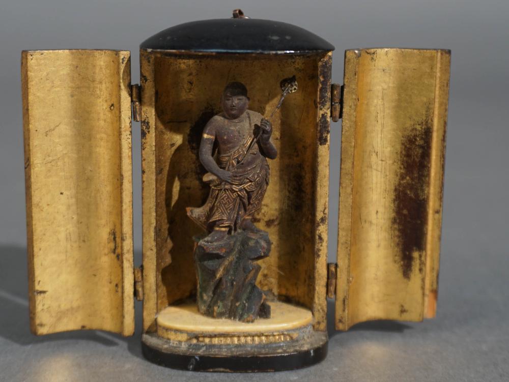 JAPANESE CARVED WOOD GILT AND 2e7884