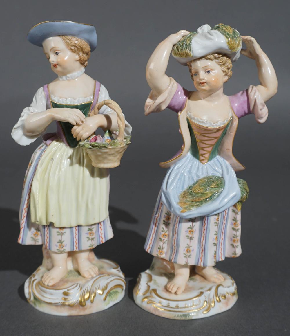 TWO MEISSEN DRESDEN PORCELAIN FIGURINES 2e78cf