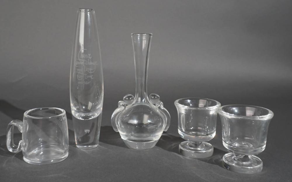 FIVE STEUBEN CRYSTAL CABINET ARTICLES  2e7976