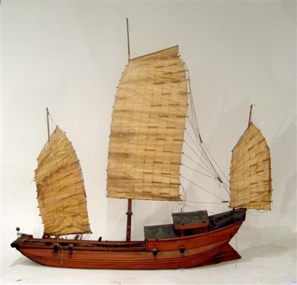 Model of a Chinese junk    20th century