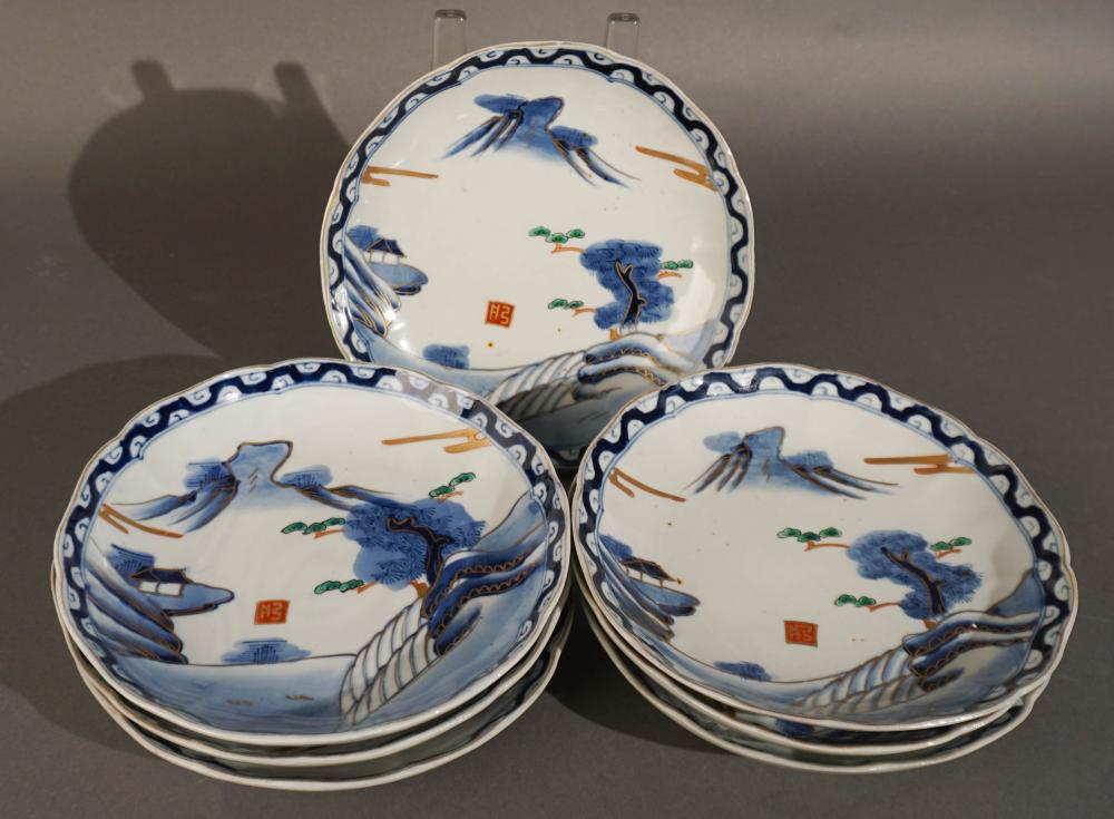 SEVEN JAPANESE DECORATED DISHES  2e7a5f