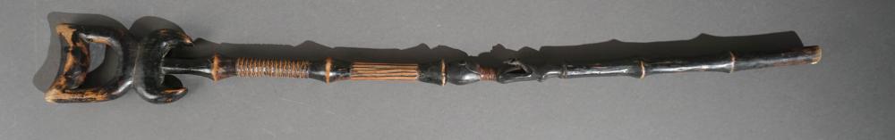 AFRICAN CARVED WOOD WALKING STICK  2e7bcf