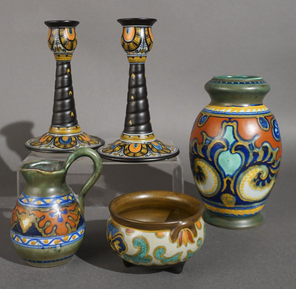 FIVE DUTCH CERAMIC ARTICLES, INCLUDING