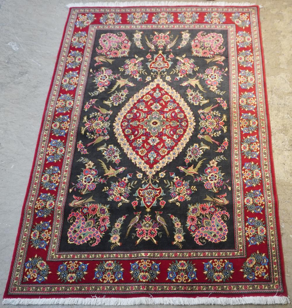 PERSIAN PICTORIAL RUG 6 FT 10 2e7ce4