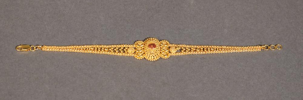 21 KARAT YELLOW GOLD AND RED ENAMEL 2e7fde