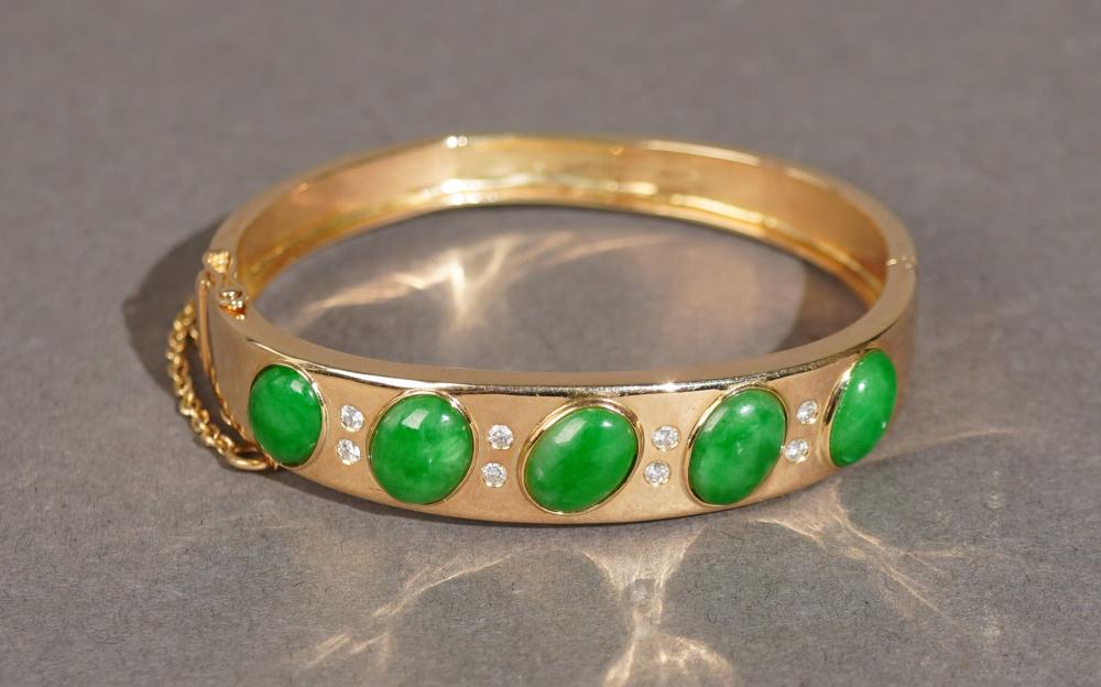 14-KARAT YELLOW-GOLD AND JADE BANGLE