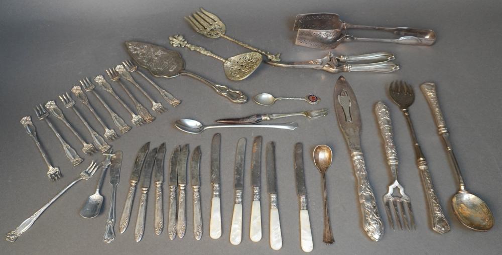 COLLECTION OF ASSORTED SILVERPLATE 2e8079