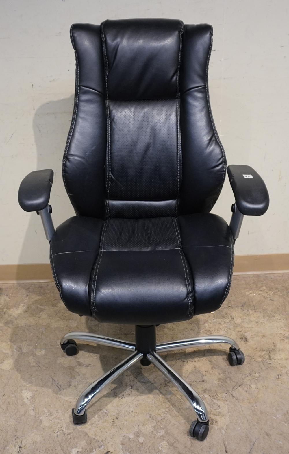 EXECUTIVE SWIVEL OFFICE CHAIRExecutive