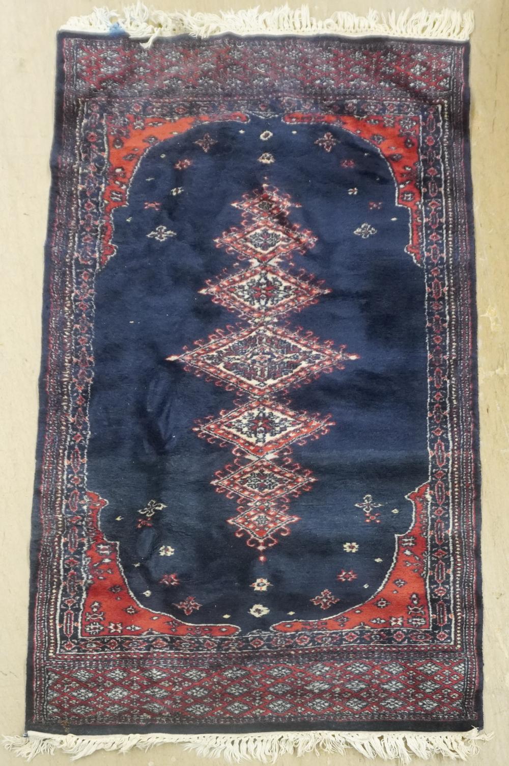 PAKISTAN RUG, 5 FT 2 IN X 3 FT