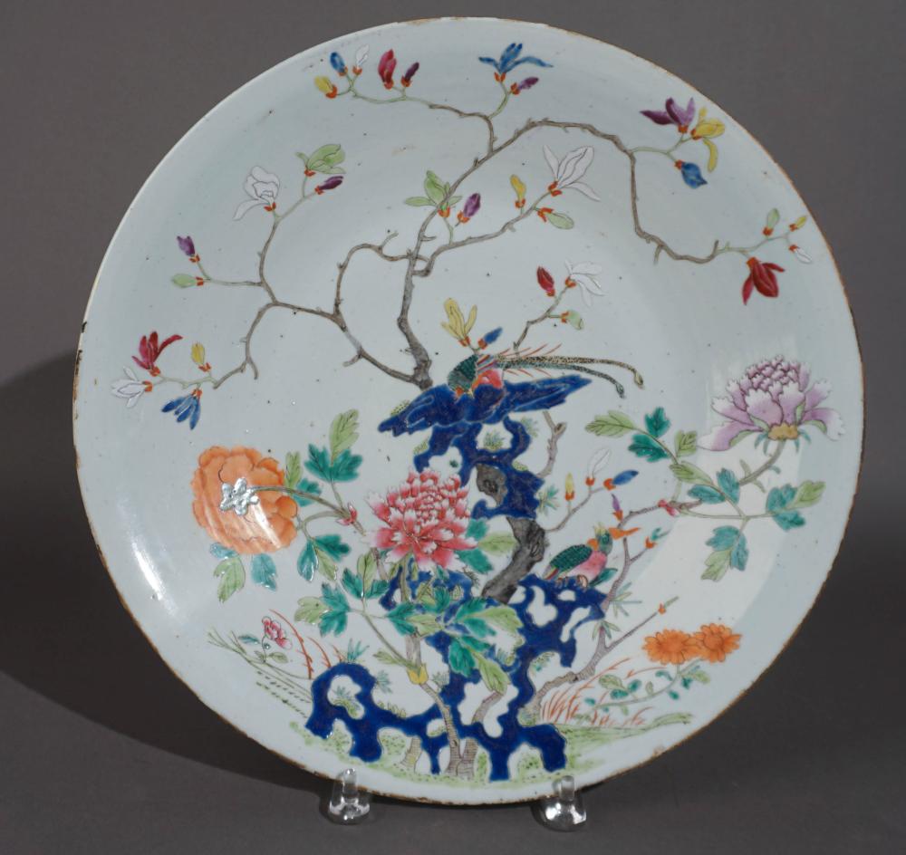CHINESE FAMILLE ROSE DECORATED 2e8131