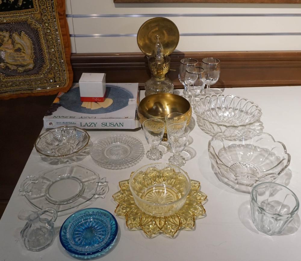 GROUP OF GLASS BOWLS PLATES STEMWARE 2e827f