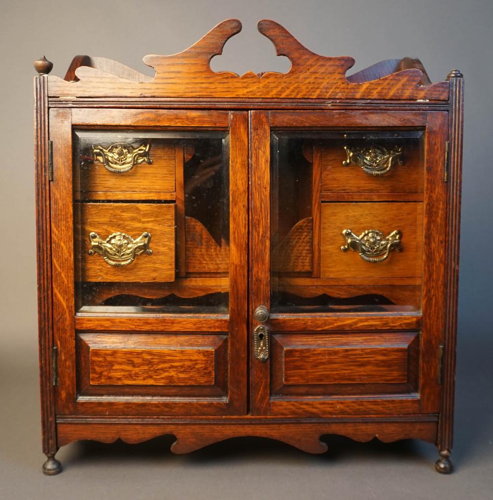 VICTORIAN OAK TABLE CABINET 18 2e833d