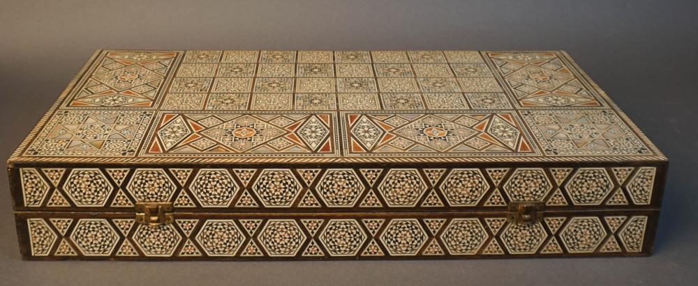 MIDDLE EASTERN STYLE INLAID BACKGAMMON 2e839b