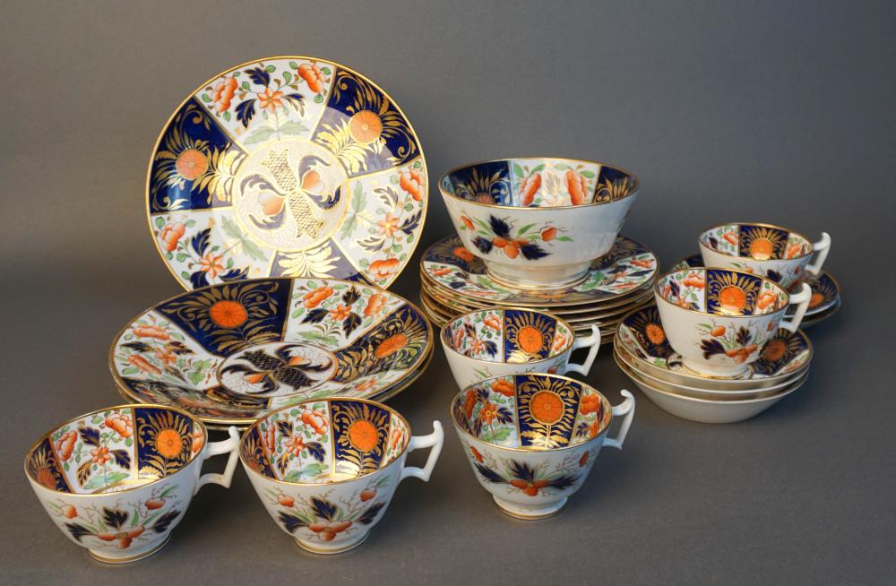 ENGLISH IMARI PATTERN PORCELAIN