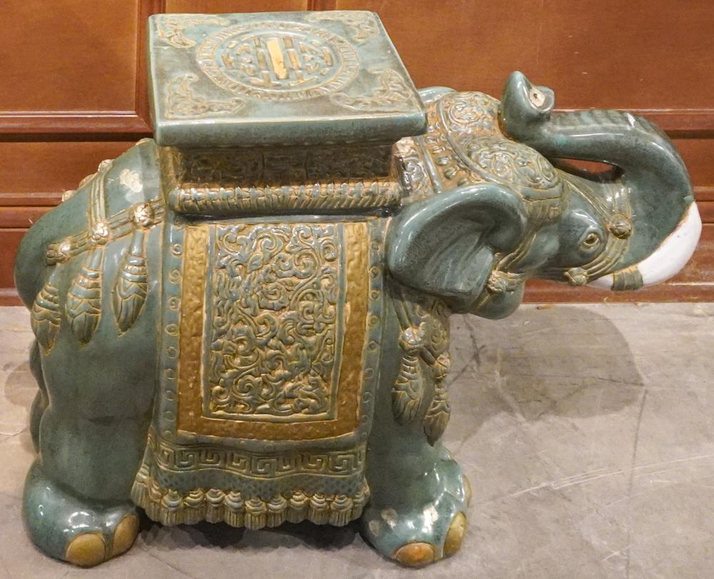 SOUTH ASIAN PORCELAIN ELEPHANT FORM 2e83c3