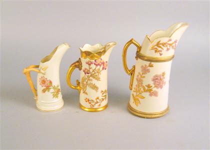 Group of three Royal Worcester