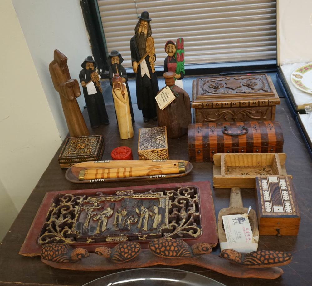 COLLECTION OF WOOD FIGURES AND BOXESCollection