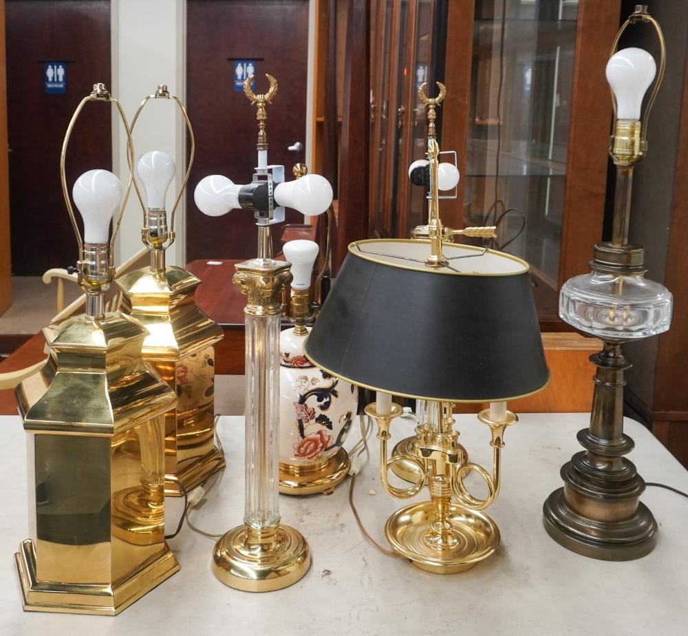 COLLECTION OF TABLE LAMPSCollection