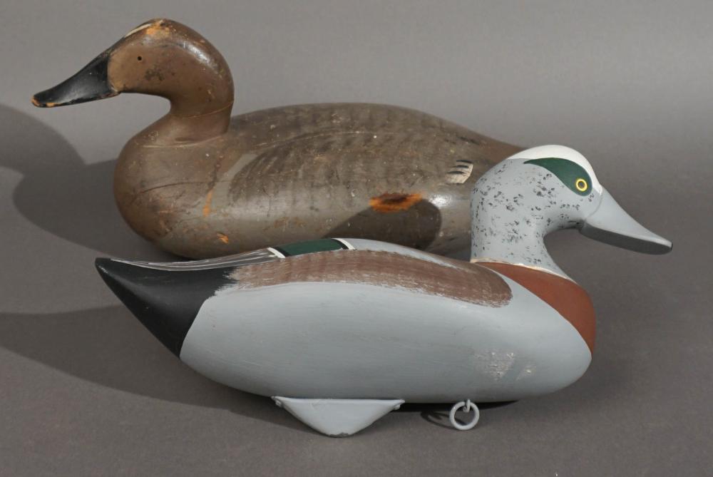 TWO PAINTED WOOD DUCK DECOYS L 2e85ae