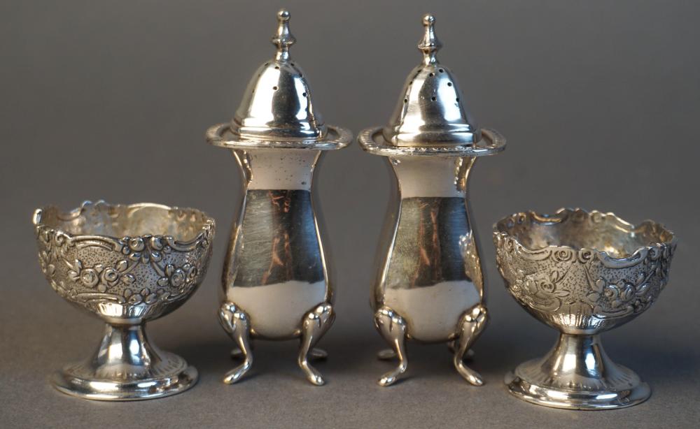 PAIR OF ITALIAN SILVER OPEN SALTS 2e8662