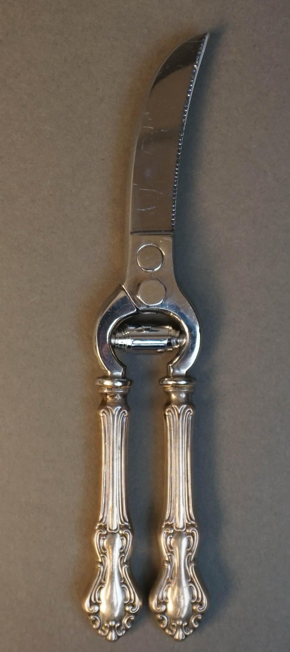 PAIR OF STERLING SILVER HANDLE