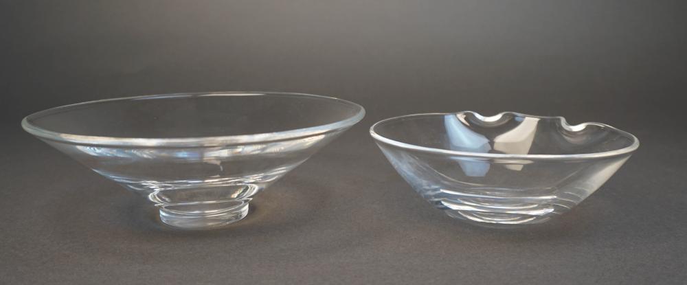 TWO STEUBEN CRYSTAL BOWLS D OF 2e8694