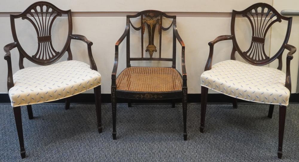 PAIR OF GEORGE III STYLE MAHOGANY 2e8722