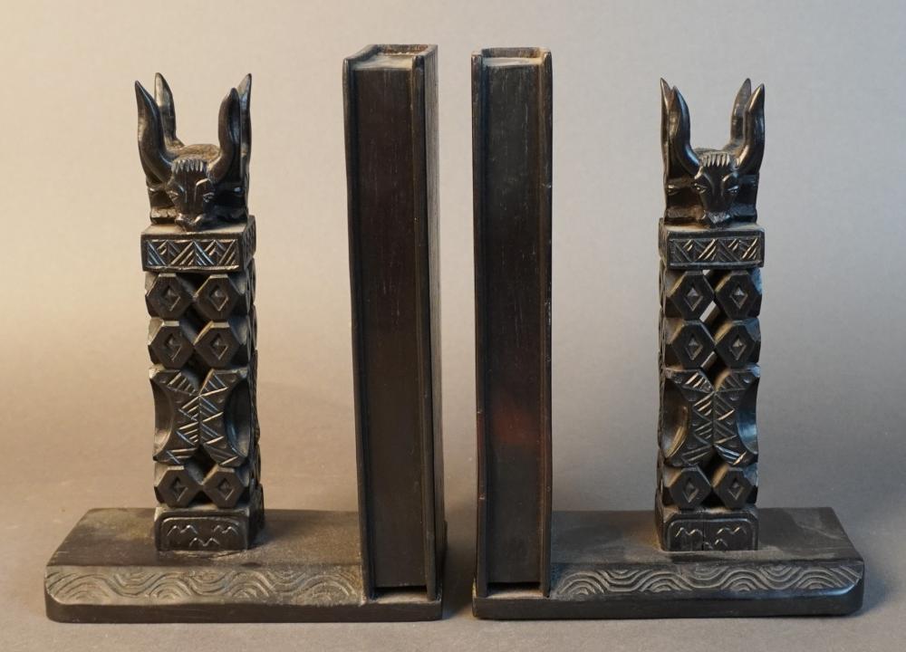 PAIR AFRICAN CARVED EBONY BOOKENDS  2e8771